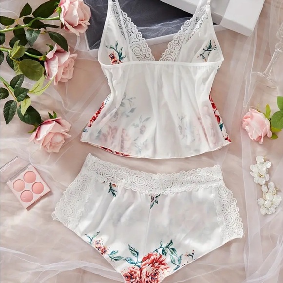 Silky Satin & Lace Shabby Chic Cottage Rose Floral Print  Camisole & Boxer Short - Picture 8 of 10